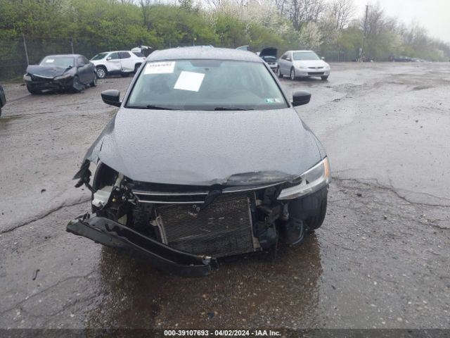 3VWD67AJ5GM364242 Volkswagen Jetta 1.4t Se