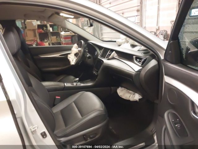 3PCAJ5BA2MF119275 Infiniti Qx50 Luxe