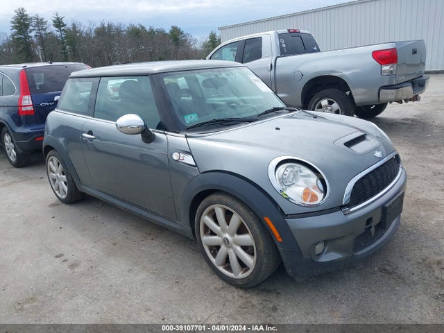 2009 MINI COOPER S WMWMF73549TT96930 Photo 0
