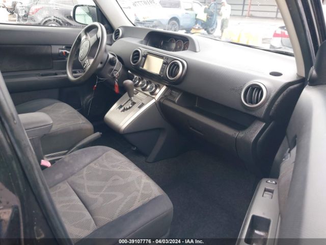 JTLZE4FE8FJ073188 Scion XB