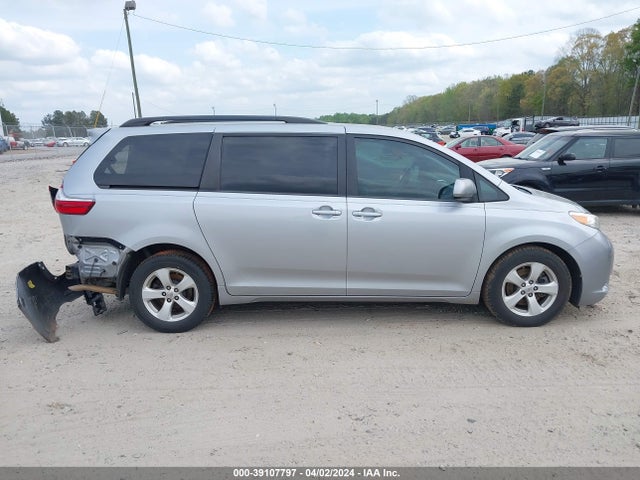 Toyota Sienna Le 8 Passenger 2015 5TDKK3DC8FS568687 Image 13