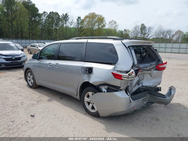 Toyota Sienna Le 8 Passenger 2015 5TDKK3DC8FS568687 Image 3
