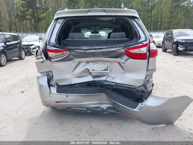 Toyota Sienna Le 8 Passenger 2015 5TDKK3DC8FS568687 Image 6