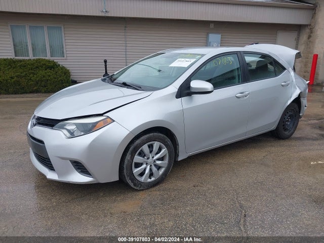 Toyota COROLLA LE 2015 5YFBURHE7FP210188 Image 2