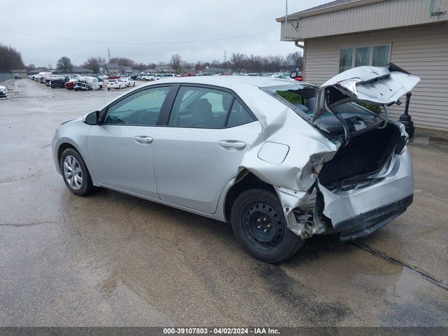 Toyota COROLLA LE 2015 5YFBURHE7FP210188 Image 3