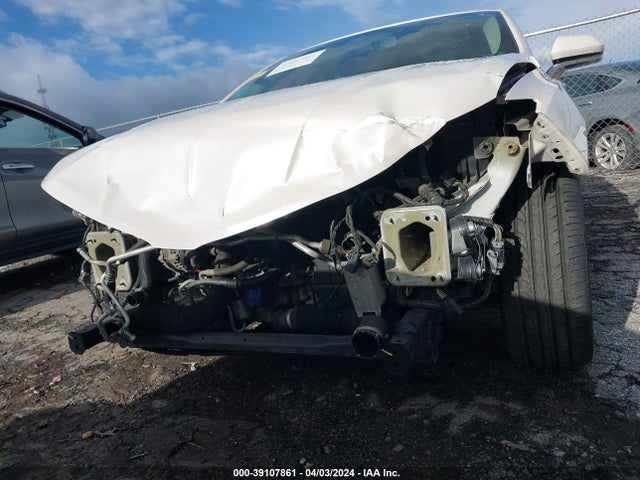 Lincoln MKZ 2016 3LN6L2G95GR612458 Image 6