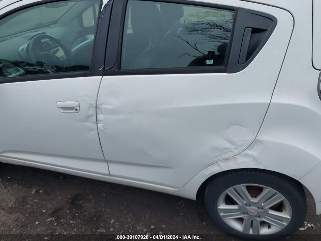 Chevrolet Spark 1lt Cvt 2015 KL8CD6S90FC737277 Image 6