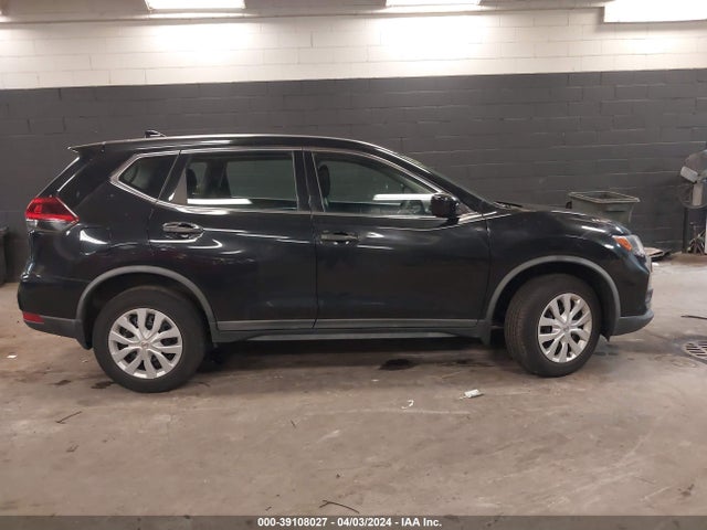 Nissan ROGUE S 2018 KNMAT2MV7JP567537 Image 13