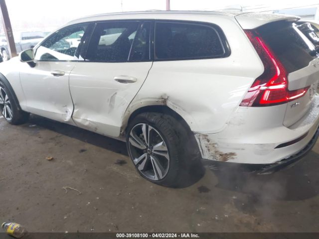 2023 VOLVO V60 CROSS COUNTRY YV4L12WZ6P2106296 Photo 5