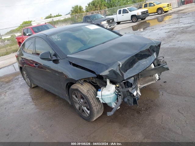 2018 5NPD84LF6JH389412 main image