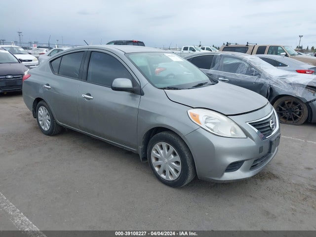Nissan Versa 1.6 Sv 2014 3N1CN7AP8EL804157 zdjęcie główne