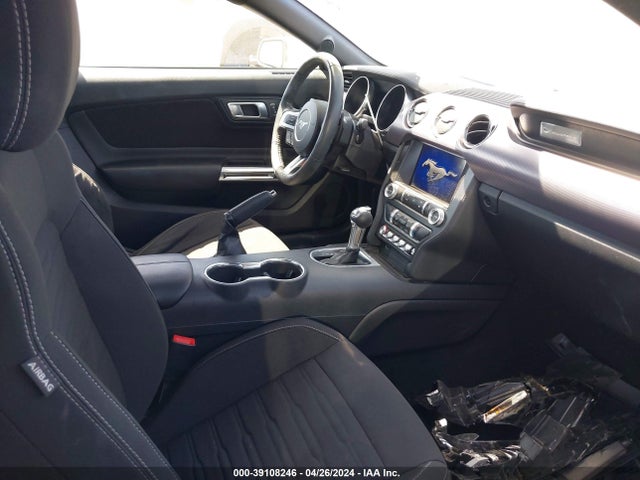 Ford Mustang Ecoboost Fastback 2021 1FA6P8TH5M5146348 Image 5
