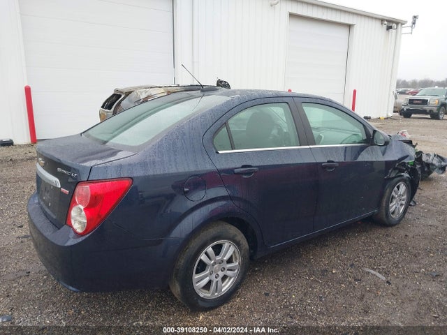 Chevrolet Sonic Lt Auto 2015 1G1JC5SB8F4205924 Image 4