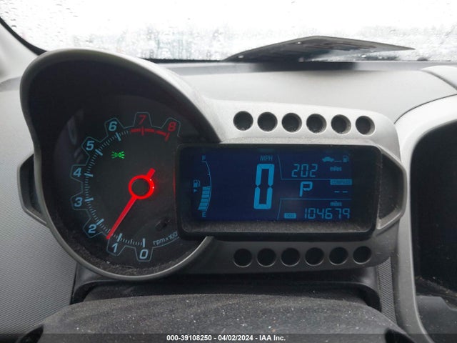 Chevrolet Sonic Lt Auto 2015 1G1JC5SB8F4205924 Image 7