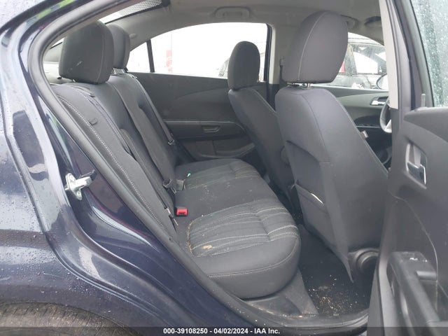 Chevrolet Sonic Lt Auto 2015 1G1JC5SB8F4205924 Image 8
