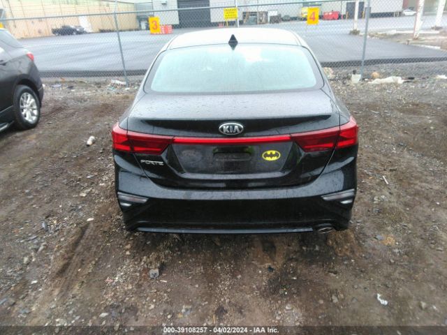 3KPF24AD9LE210637 KIA Forte Lxs