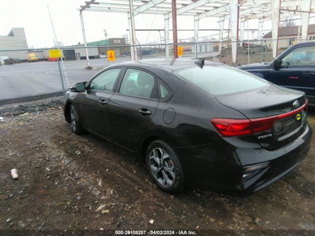 3KPF24AD9LE210637 KIA Forte Lxs