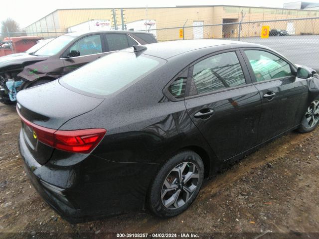 3KPF24AD9LE210637 KIA Forte Lxs