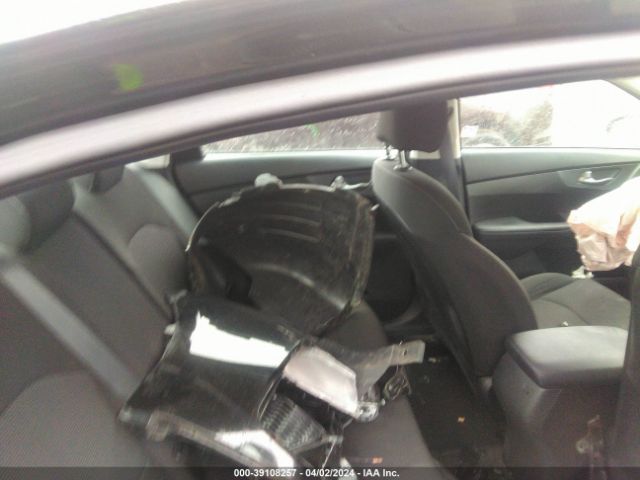 3KPF24AD9LE210637 KIA Forte Lxs