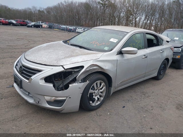 Nissan Altima 2.5 S 2015 1N4AL3AP7FC193253 Image 2