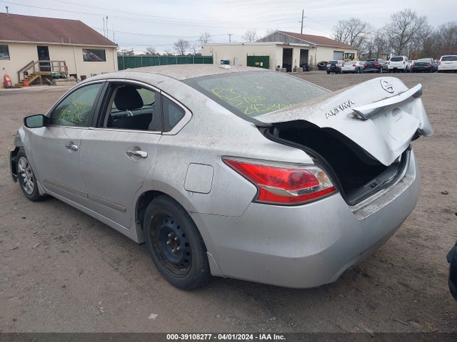 Nissan Altima 2.5 S 2015 1N4AL3AP7FC193253 Image 3