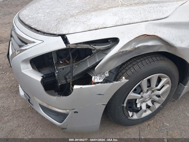 Nissan Altima 2.5 S 2015 1N4AL3AP7FC193253 Image 6