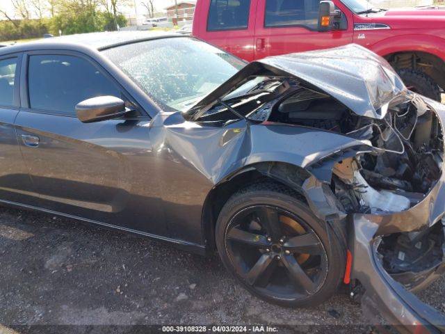 2C3CDXHG9JH113538 Dodge Charger Sxt Plus Rwd