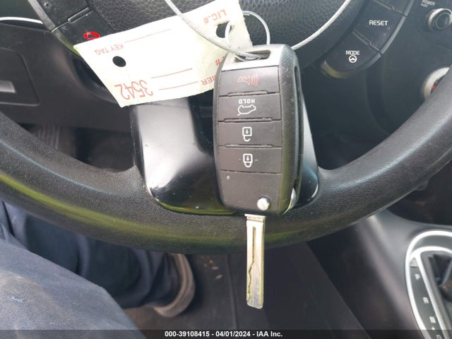 KIA Soul 2015 KNDJN2A29F7772885 Image 11