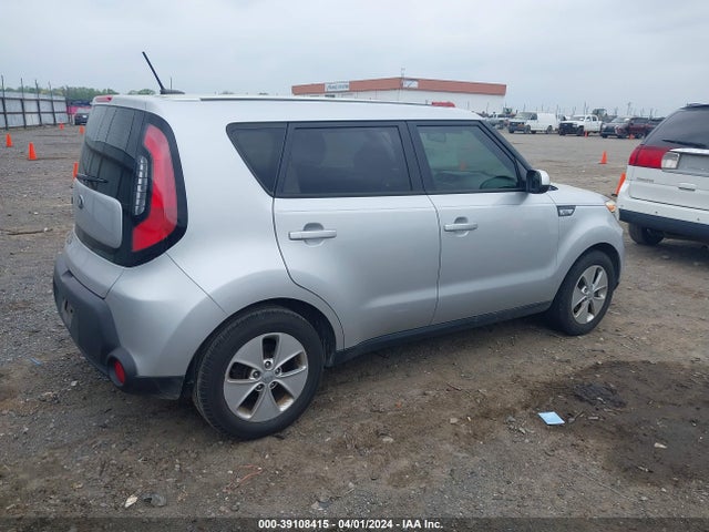 KIA Soul 2015 KNDJN2A29F7772885 Image 4