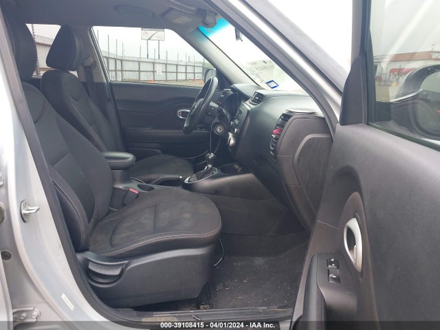 KIA Soul 2015 KNDJN2A29F7772885 Image 5