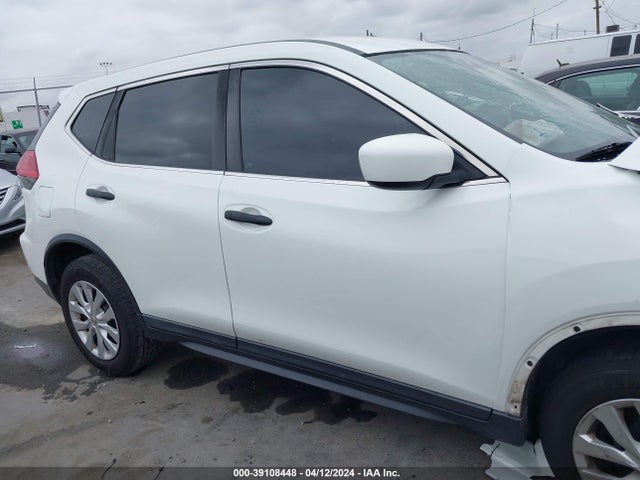 Nissan ROGUE S 2017 KNMAT2MT1HP580731 Image 14