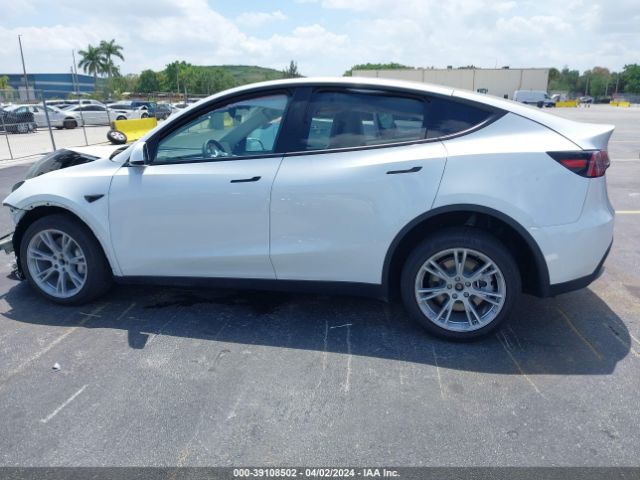 7SAYGDED8PF930616 Tesla Model Y Rwd