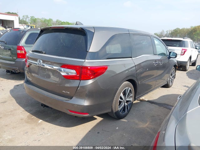 Honda Odyssey Elite 2018 5FNRL6H97JB087497 Image 4