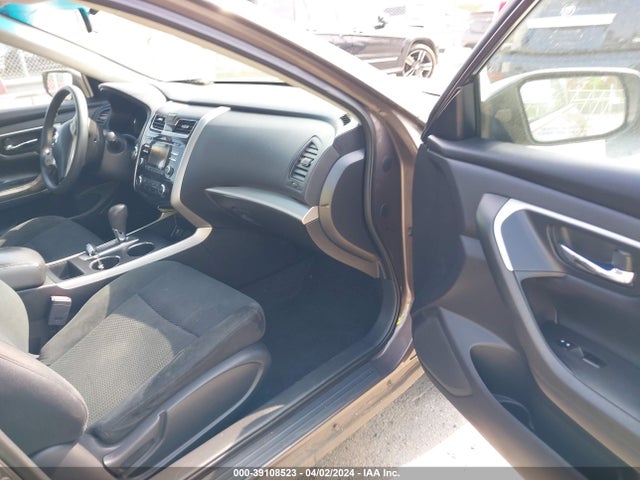 Nissan Altima 2.5 S 2015 1N4AL3AP0FC272795 Image 5
