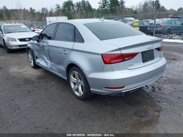 WAUB8GFF1H1057669 Audi A3 2.0t Premium