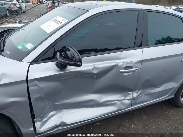 WAUB8GFF1H1057669 Audi A3 2.0t Premium