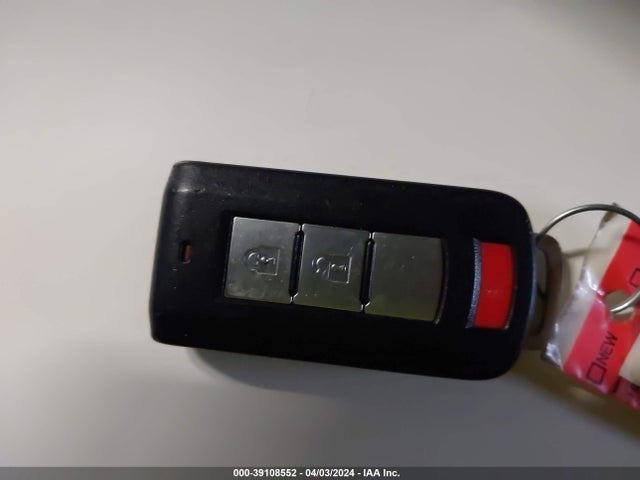 JA4AP4AU2KU011550 Mitsubishi Outlander Sport 2.0 Se
