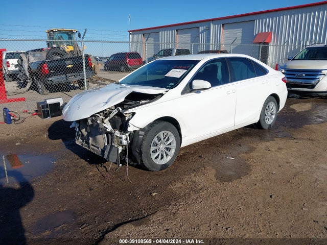 Toyota CAMRY LE 2017 4T1BF1FK3HU389867 Image 2