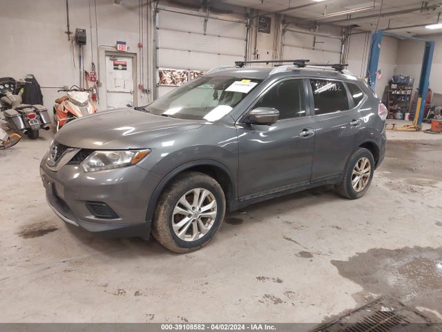 Nissan ROGUE SV 2014 5N1AT2MV8EC820423 Image 2