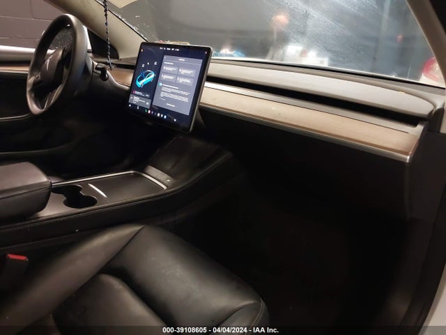 Tesla Model 3 Rear-wheel Drive 2022 5YJ3E1EA8NF317796 Image 5