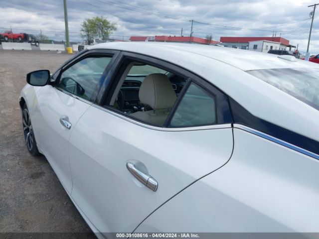 1N4AA6AP0JC409881 Nissan Maxima 3.5 Sv