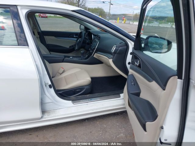 1N4AA6AP0JC409881 Nissan Maxima 3.5 Sv