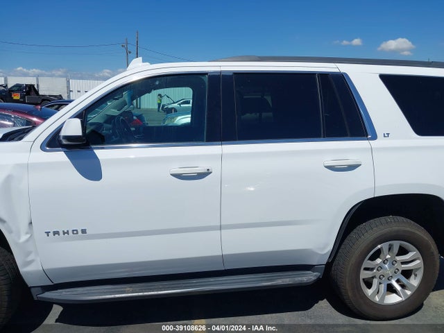 Chevrolet Tahoe Lt 2018 1GNSCBKC7JR381577 Image 14