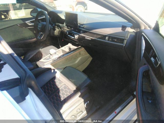 2022 AUDI RS 5 SPORTBACK WUAAWCF52NA900782 Photo 4