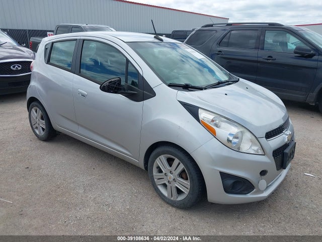 Chevrolet Spark 1lt Auto 2014 KL8CD6S99EC409547 головне зображення