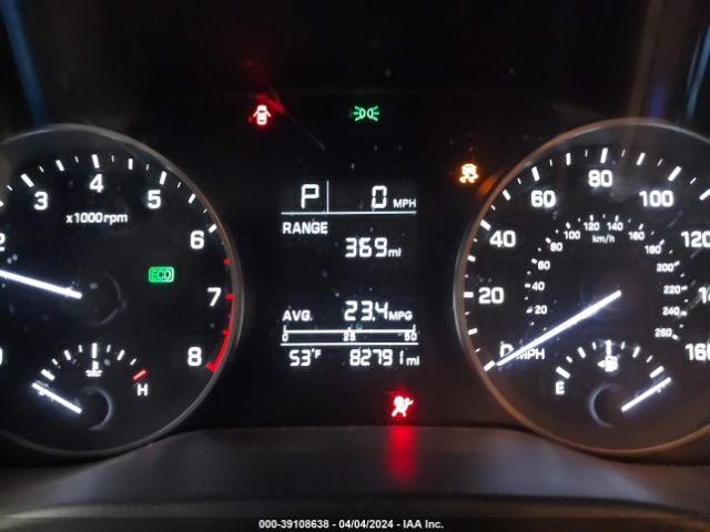 5NPD74LF5HH212704 Hyundai ELANTRA SE