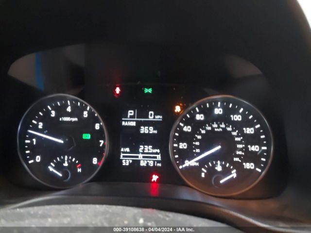 5NPD74LF5HH212704 Hyundai ELANTRA SE