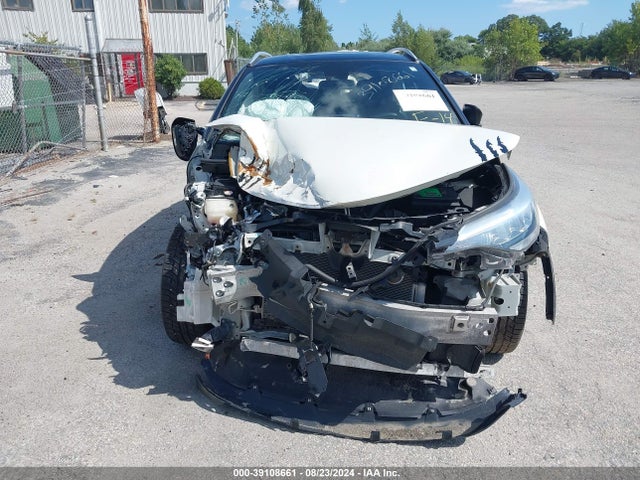 Toyota C-HR XLE 2020 NMTKHMBX6LR106780 Image 6