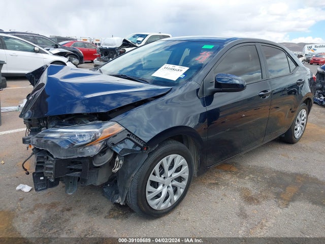 Toyota COROLLA LE 2018 2T1BURHE9JC991241 Image 2