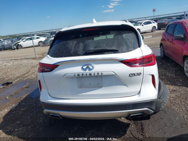 3PCAJ5M31KF104438 Infiniti Qx50 Essential